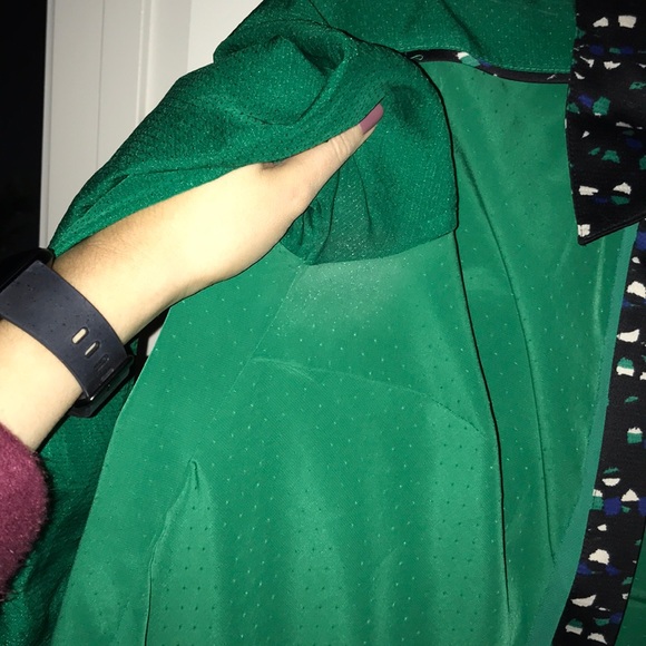 Green patterned button up - Picture 5 of 6